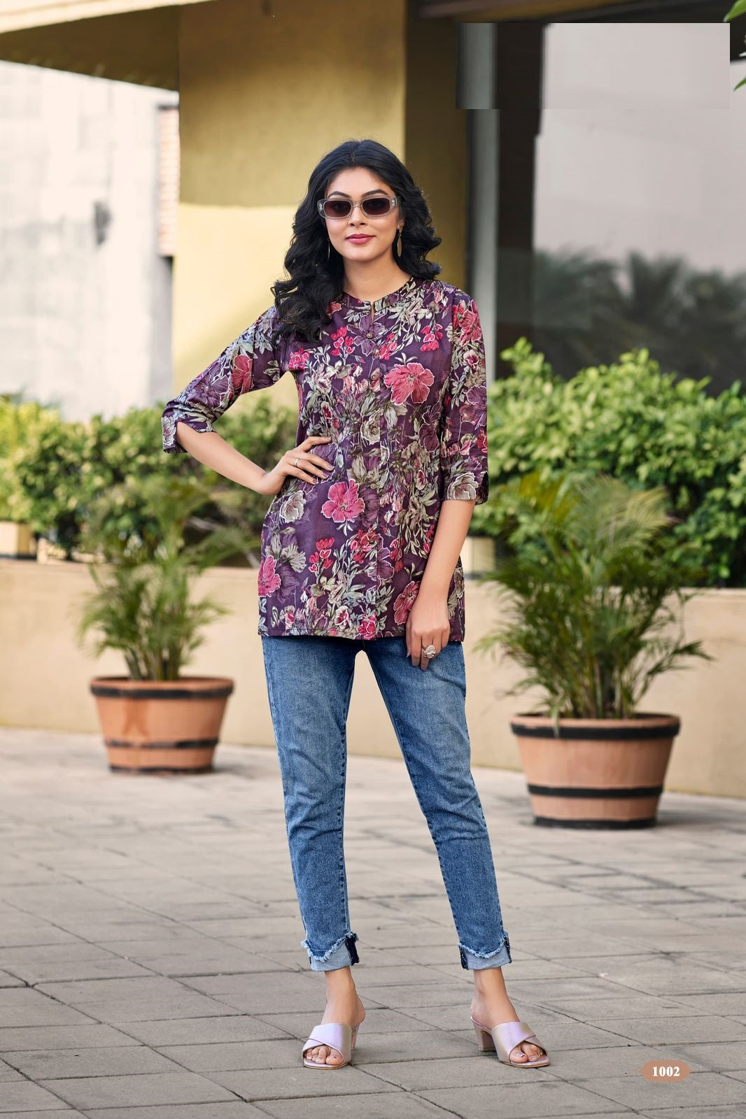 Buy Short Kurtis For Women & Girls Online in India - VogPap