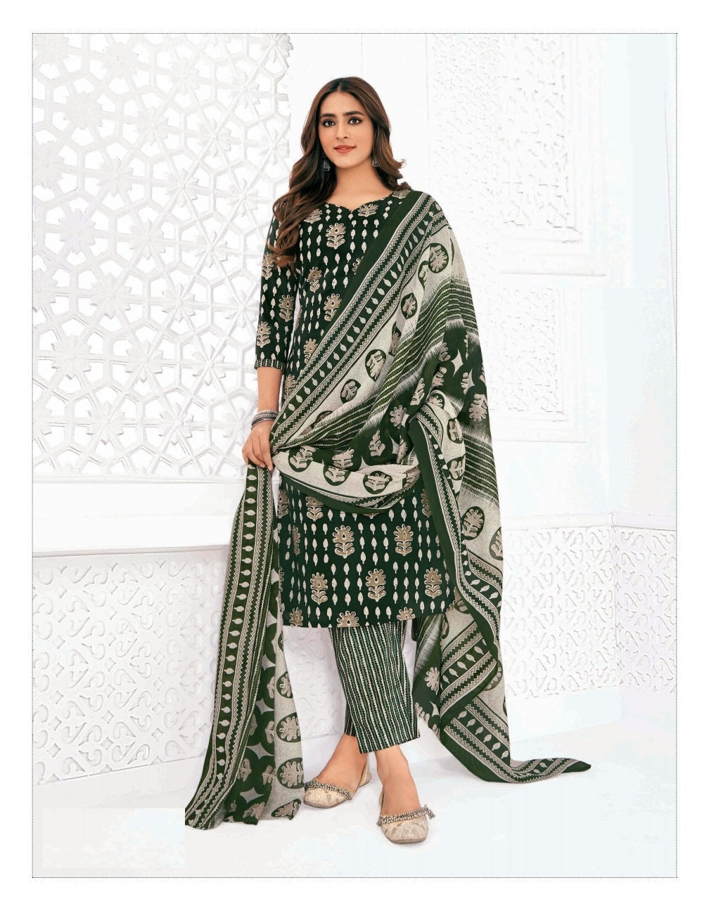 Buy Latest Collection Of Women Ethnic wear Suit Online- VogPap